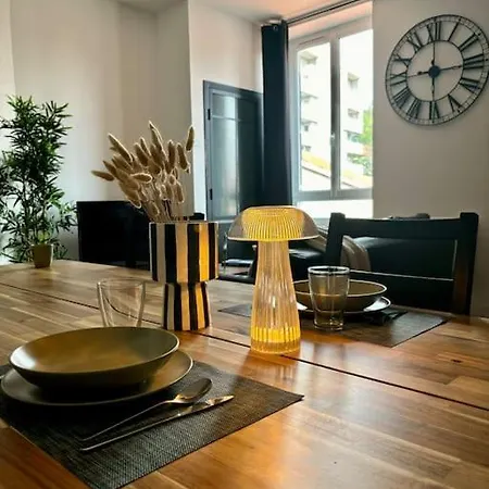 Studio Centre Ville, Cosy, Neuf *